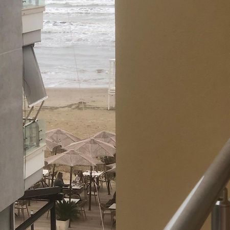 Sun & Sea Apartment Durrës Eksteriør bilde