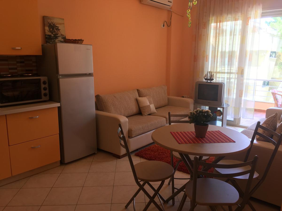 Sun & Sea Apartment Durrës Eksteriør bilde