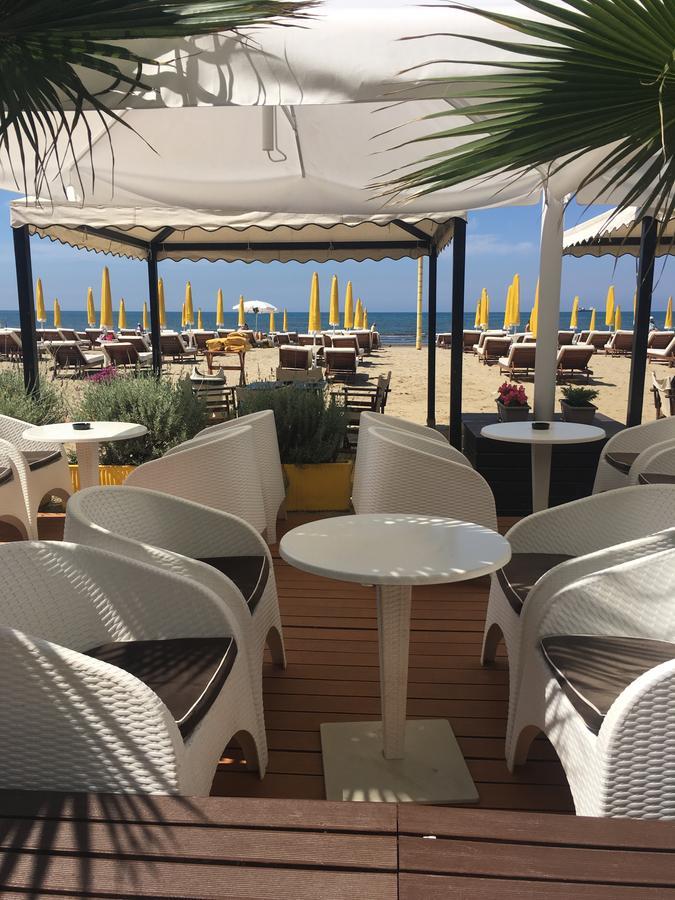 Sun & Sea Apartment Durrës Eksteriør bilde